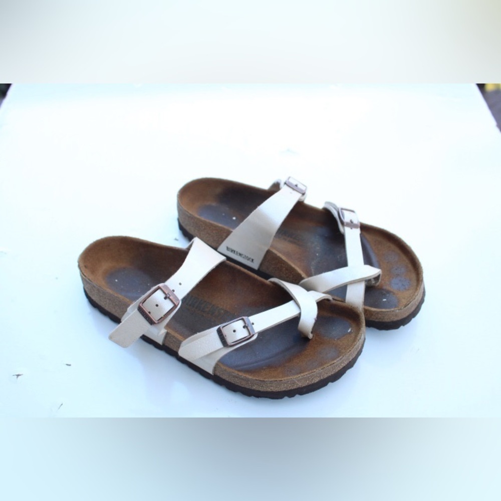 Birkenstock Mayari sandals